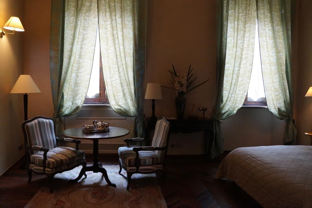 Palazzo Carletti Bed and Breakfast Montepulciano Stazione Eksteriør billede