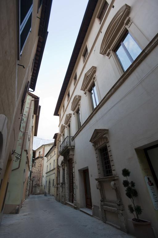 Palazzo Carletti Bed and Breakfast Montepulciano Stazione Eksteriør billede